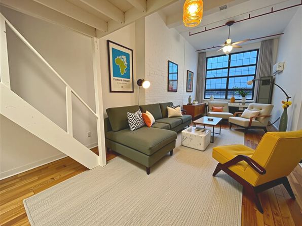 345 Eldert St #26
