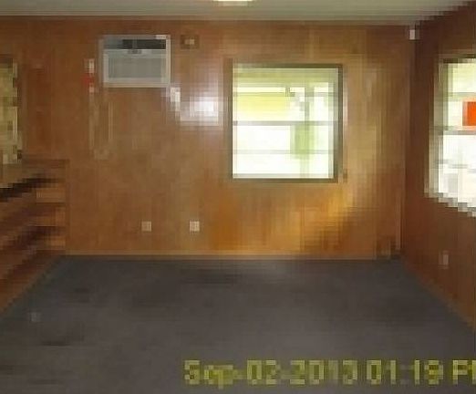 5th image of 1314 Bank Ave