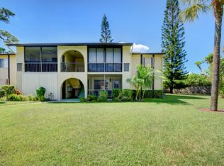 326 Pine Ridge Cir APT D-1, Greenacres, FL 33463