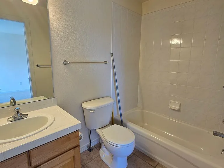 1001 Laramie Blvd #15-E — Photo 14