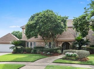90 Yellowstone Dr, New Orleans, LA 70131