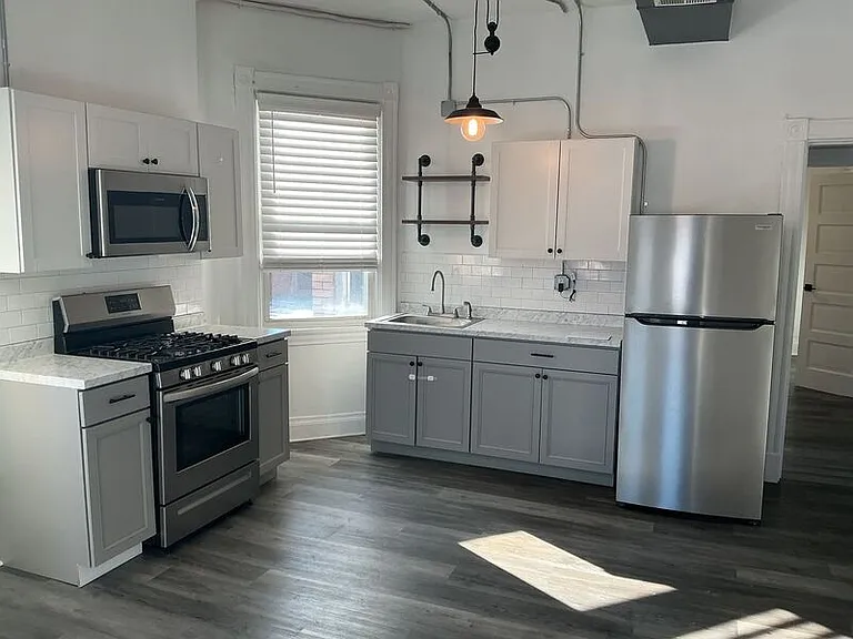4539 Montgomery Rd #3 — Photo 7