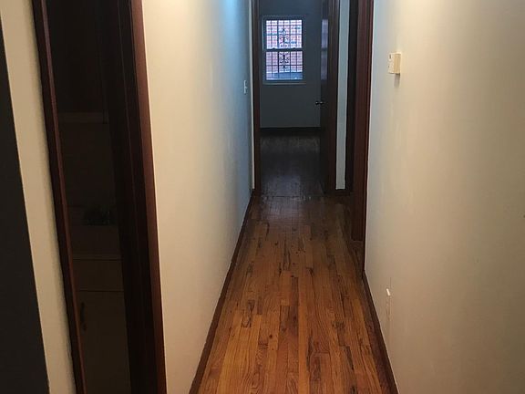 4th image of 10423 Seaview Ave Floor 1