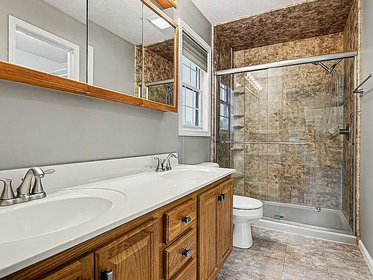 19282 Yoder Dr — Photo 13