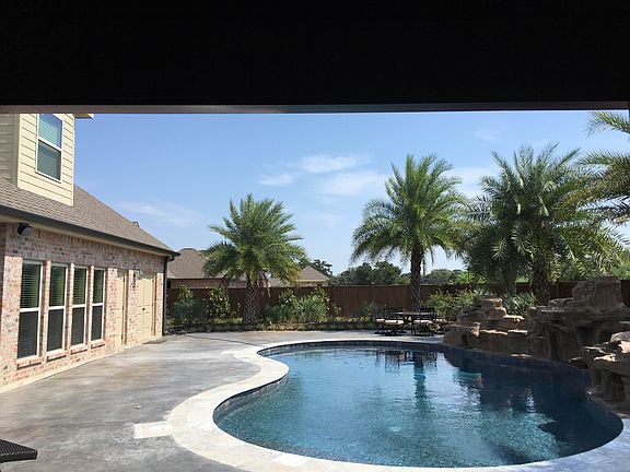 5th image of 3033 Woodland Dr