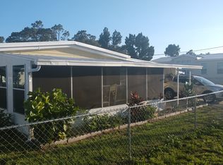 39142 Hillcrest Dr, Zephyrhills, FL 33542