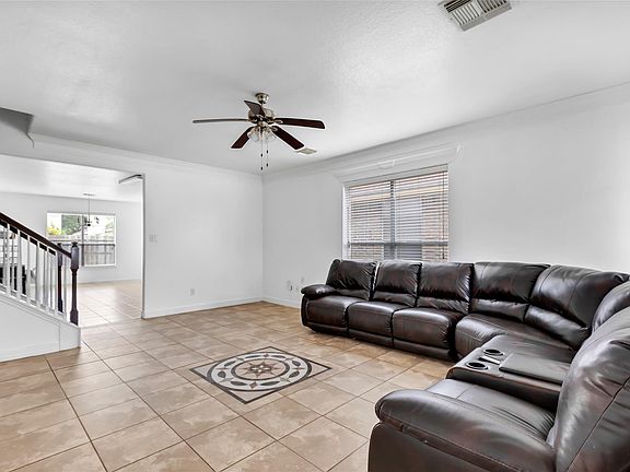 5th image of 15835 Flagstone Walk Way