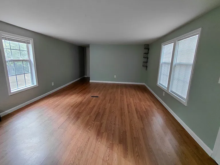 2818 Dodson Dr — Photo 3