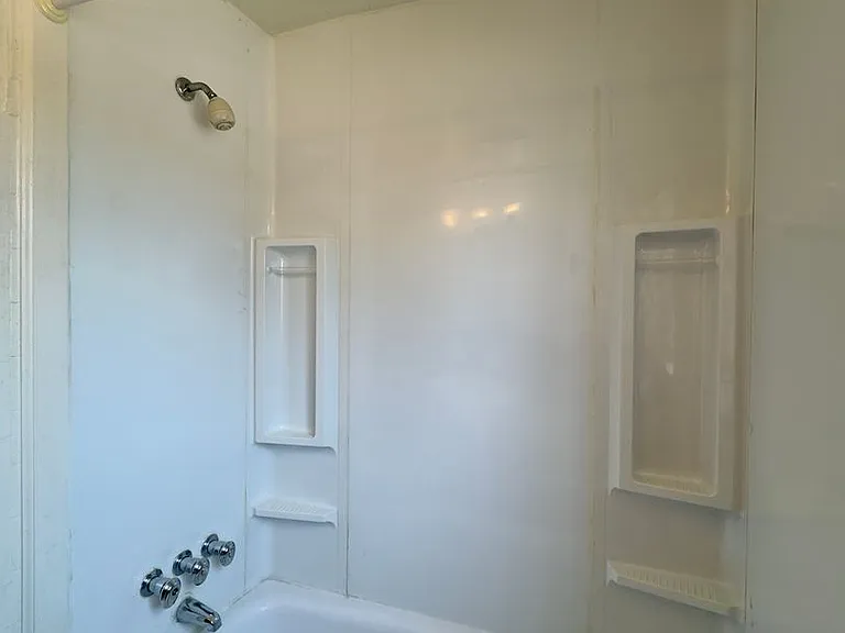 5731 Denwood Ave — Photo 15