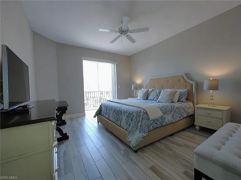 400 Flagship Dr #501 — Photo 17