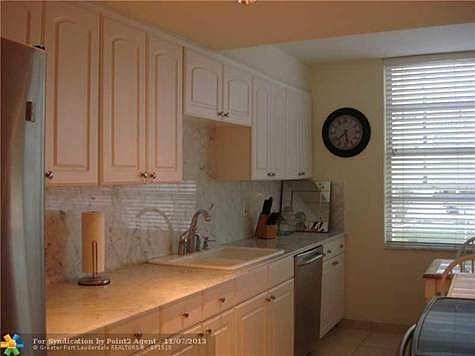 4th image of 4300 N Ocean Blvd APT 3J
