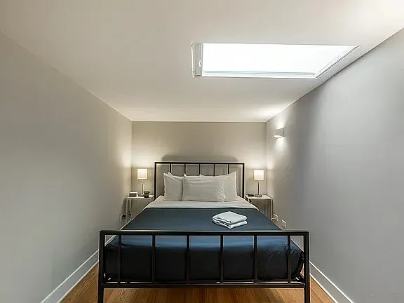 1509 N Sedgwick St #3 — Photo 3