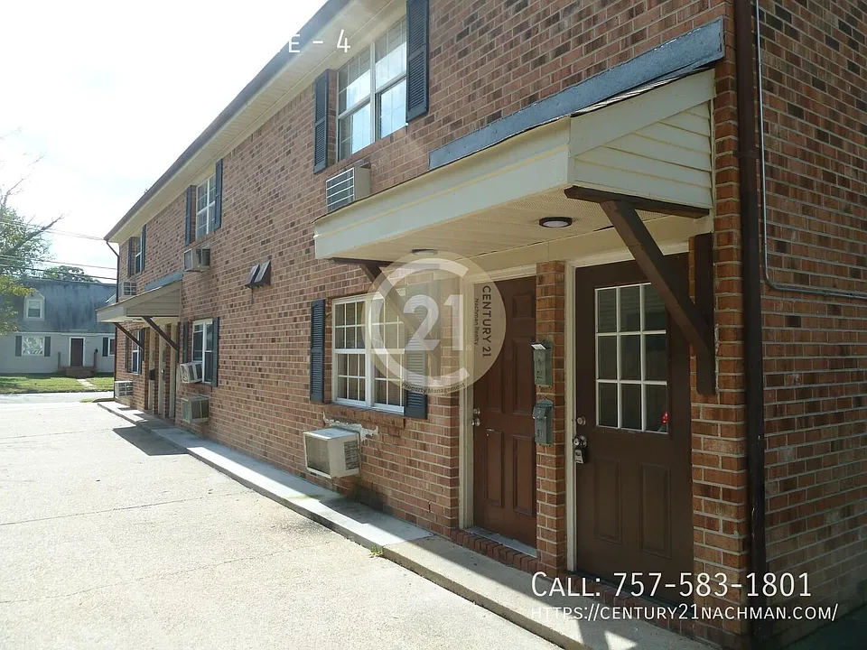 320 Ashlawn Dr #4