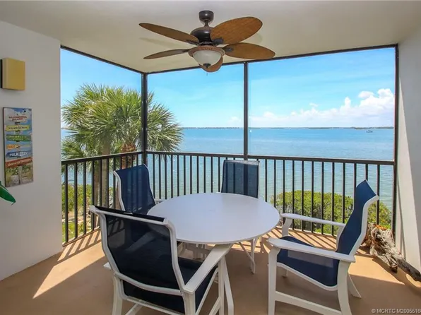 20 NE Plantation Rd APT 205, Stuart, FL 34996