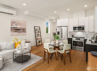 2337 10th Ave E #D, Seattle, WA 98102