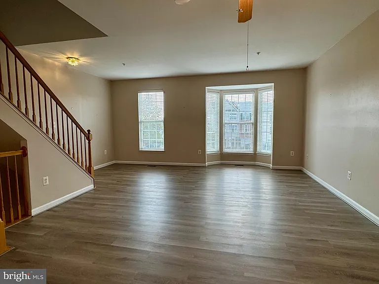2424 Wynfield Ct — Photo 7