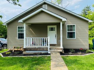 607 School Ave, Cuba, MO 65453