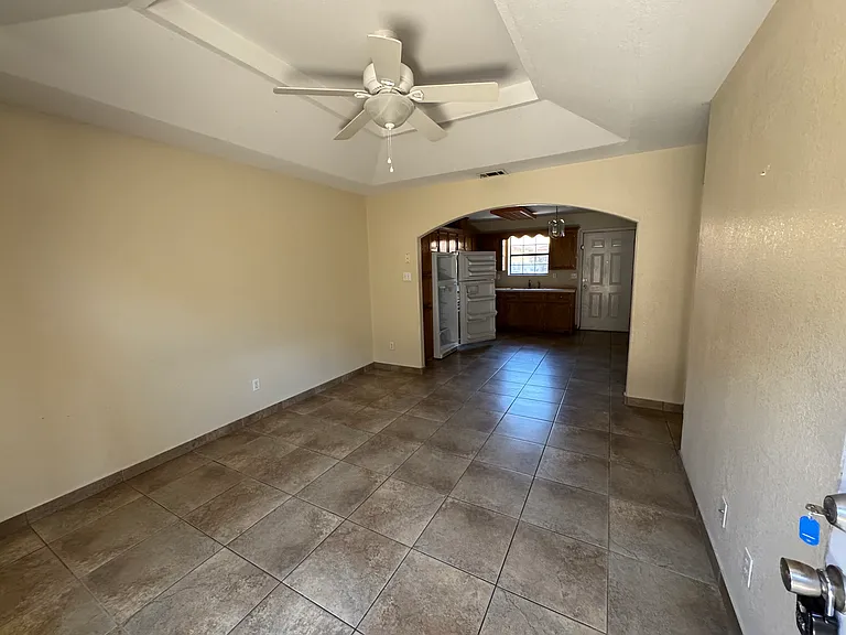 1820 Norma Ln #4 — Photo 2