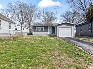 527 Wood Ave, Springfield, IL 62702