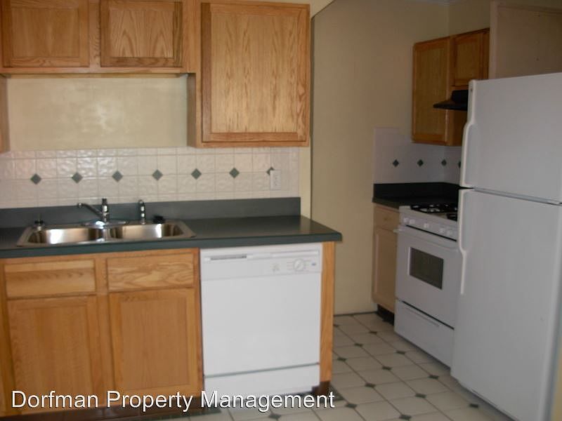 2nd image of 4640 E Pleasant Run Parkway North Dr