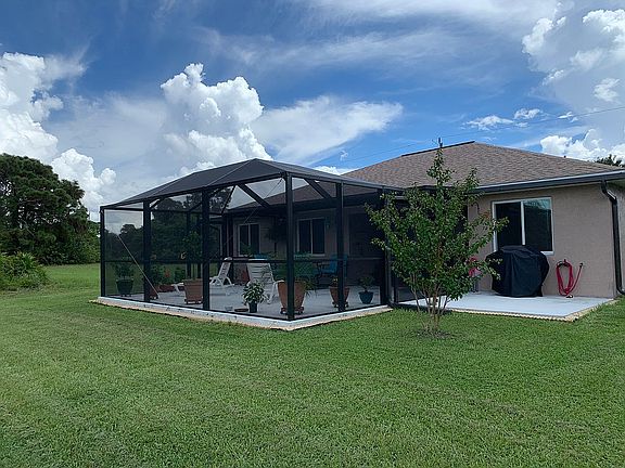3rd image of 108 Baytree Dr