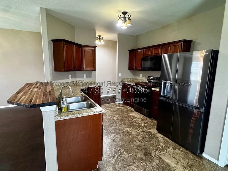 15173 Smith Ridge Rd — Photo 12