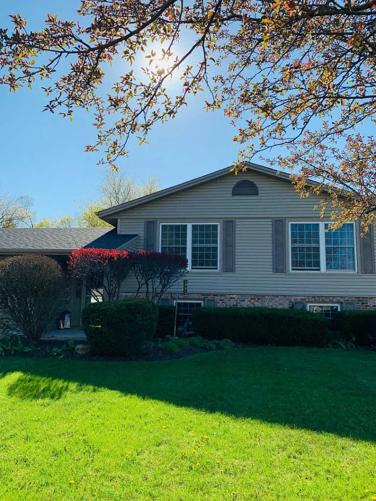 60 Tweed Rd photo 1