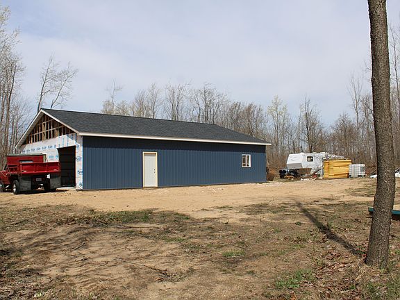 3rd image of 8241 Anger Rd