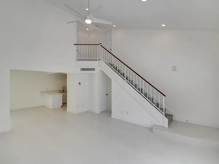 105 Gooseberry Ln — Photo 13