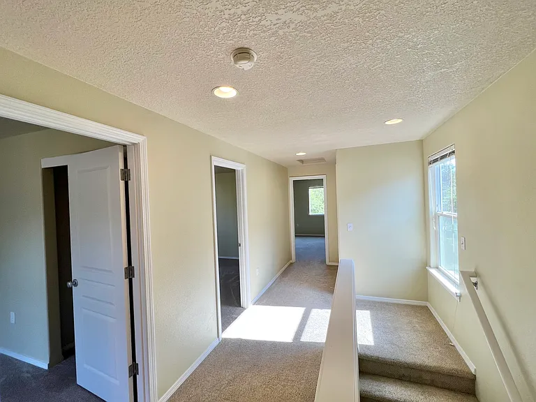 8490 Marigold St — Photo 5