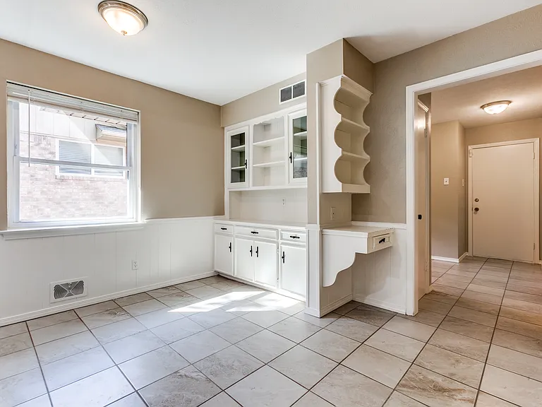 7739 La Manga Dr — Photo 12
