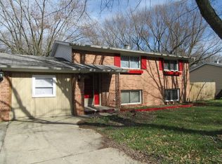 2901 Elmwood St, Portage, IN 46368