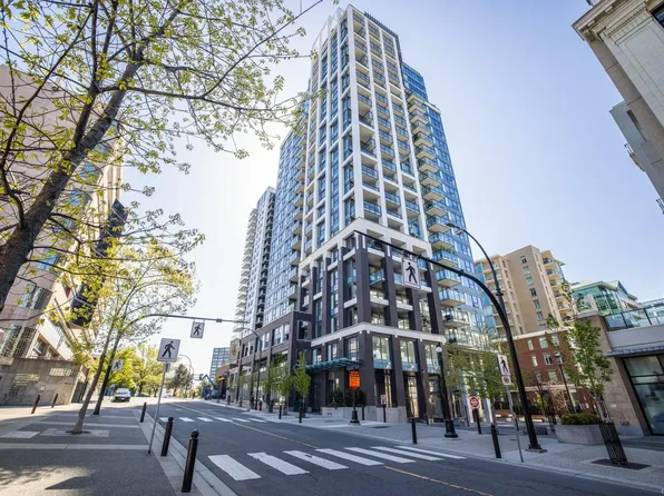 777 Herald St #2105, Victoria, BC V8W 1S5