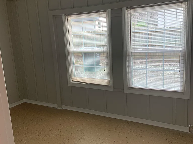 811 King Arthur Dr #B — Photo 15