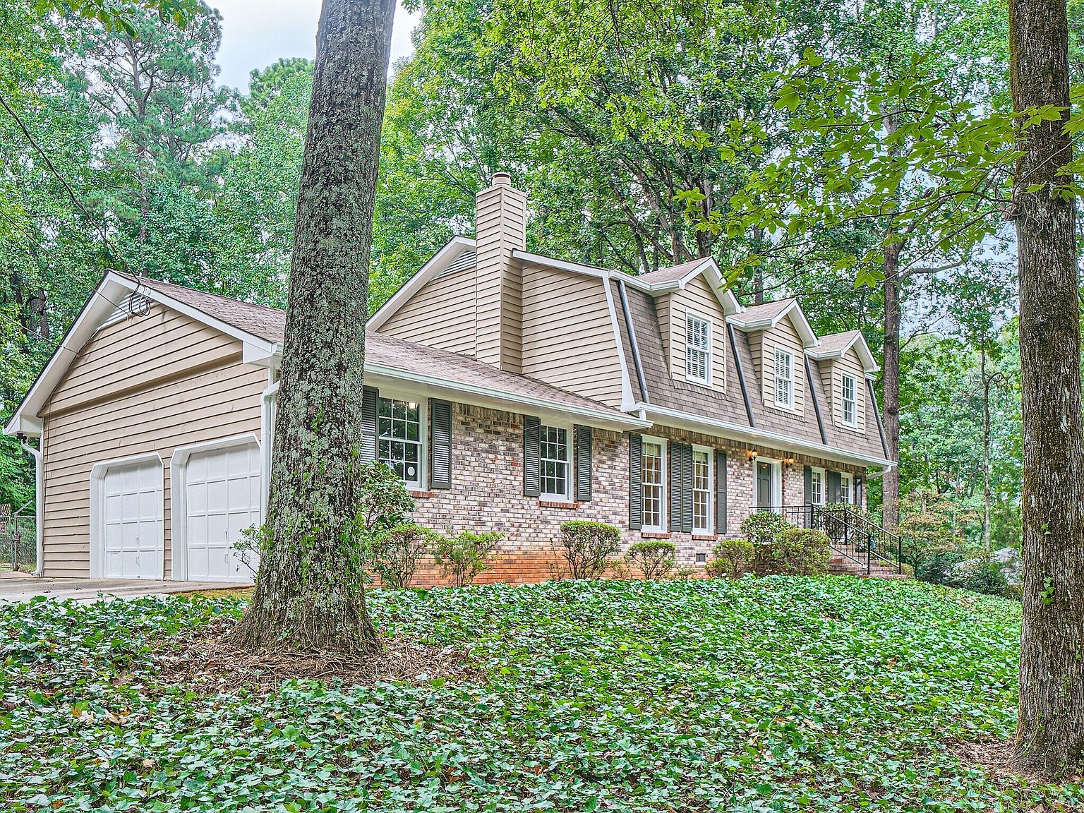 5560 Rosser Rd, Stone Mountain, GA 30087 Zillow