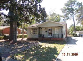 1617 Seabrook Rd, Fayetteville, NC 28301