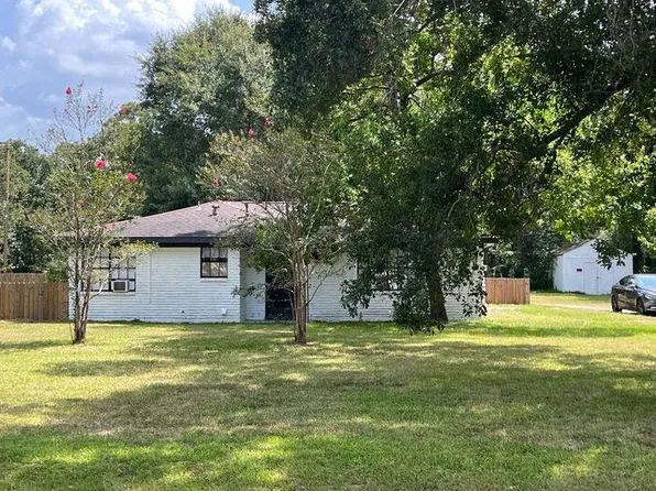 24994 Robert Dr, Porter, TX 77365