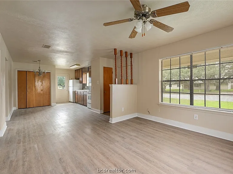 1807 S College Ave — Photo 2