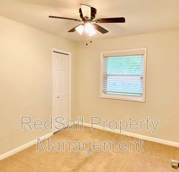 101 Basswood Dr — Photo 13