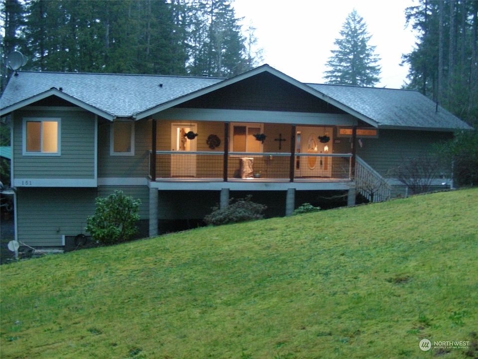 1st image of 151 NE Mountain View Drive
