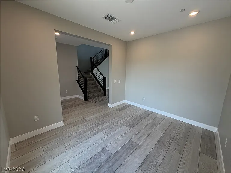 400 Red Feather Peak Ct — Photo 36