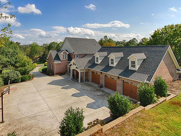 5th image of 1505 Firewood Ln