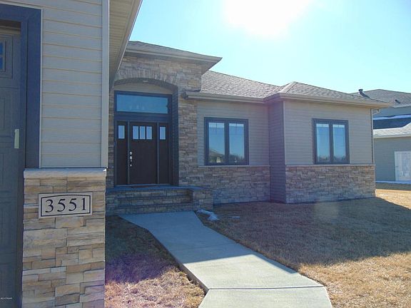3rd image of 3551 6th St E