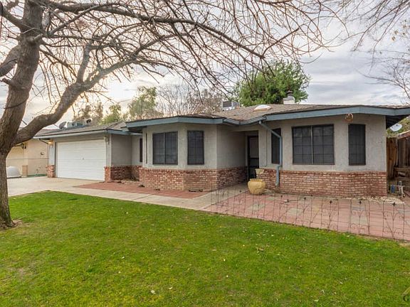 2nd image of 5117 Marina Dr