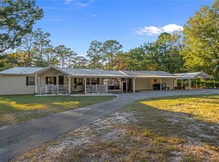 1360 S Candlenut Ave, Homosassa, FL 34448