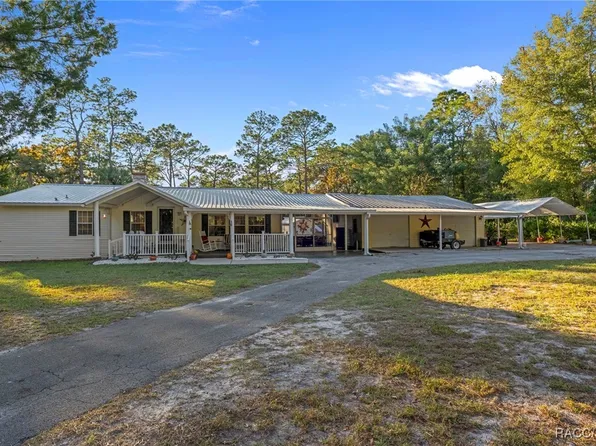 1360 S Candlenut Ave, Homosassa, FL 34448