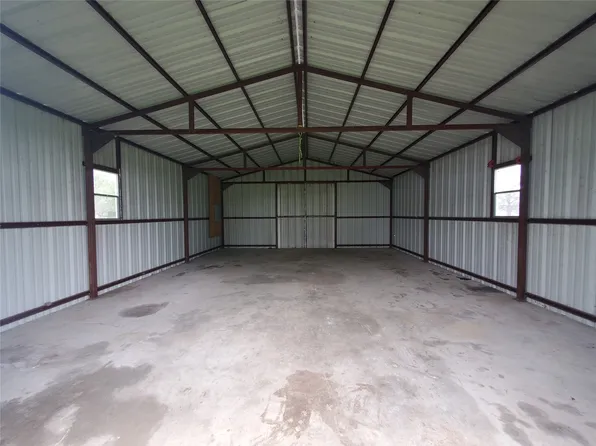 5797 5th St, Nevada, TX 75173