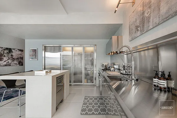 Sold by Christie's International Real Estate Group, LLC | media 20