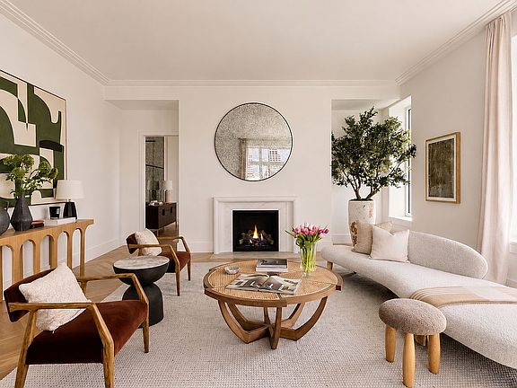 2nd image of 200 E 75th St #Penthouse 1