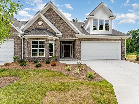4th image of 3 Asher Ln